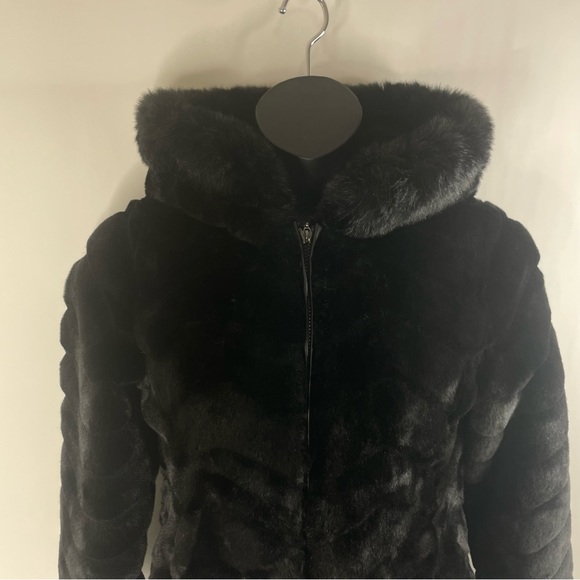 Liz Claiborne Womens Black Hooded Faux Fur Full Zip Jacket Coat Size Small Lined - Picture 6 of 13